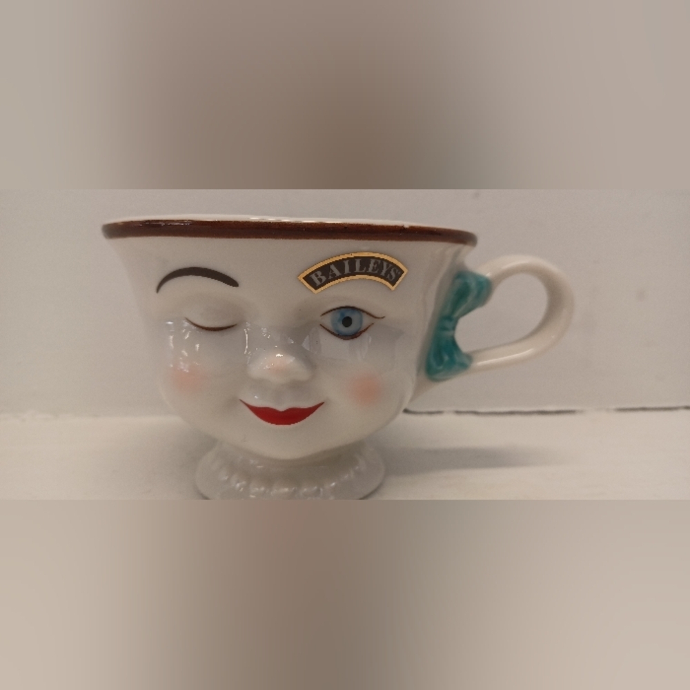 Baileys Winky Face Yum Ceramic Mrs Mug Cup Coffee Tea